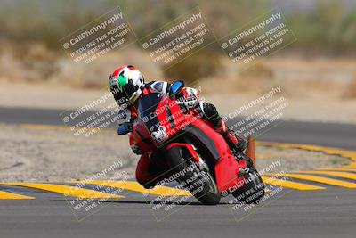 media/Sep-11-2022-SoCal Trackdays (Sun) [[81b7e951af]]/Turn 5 (1110am)/